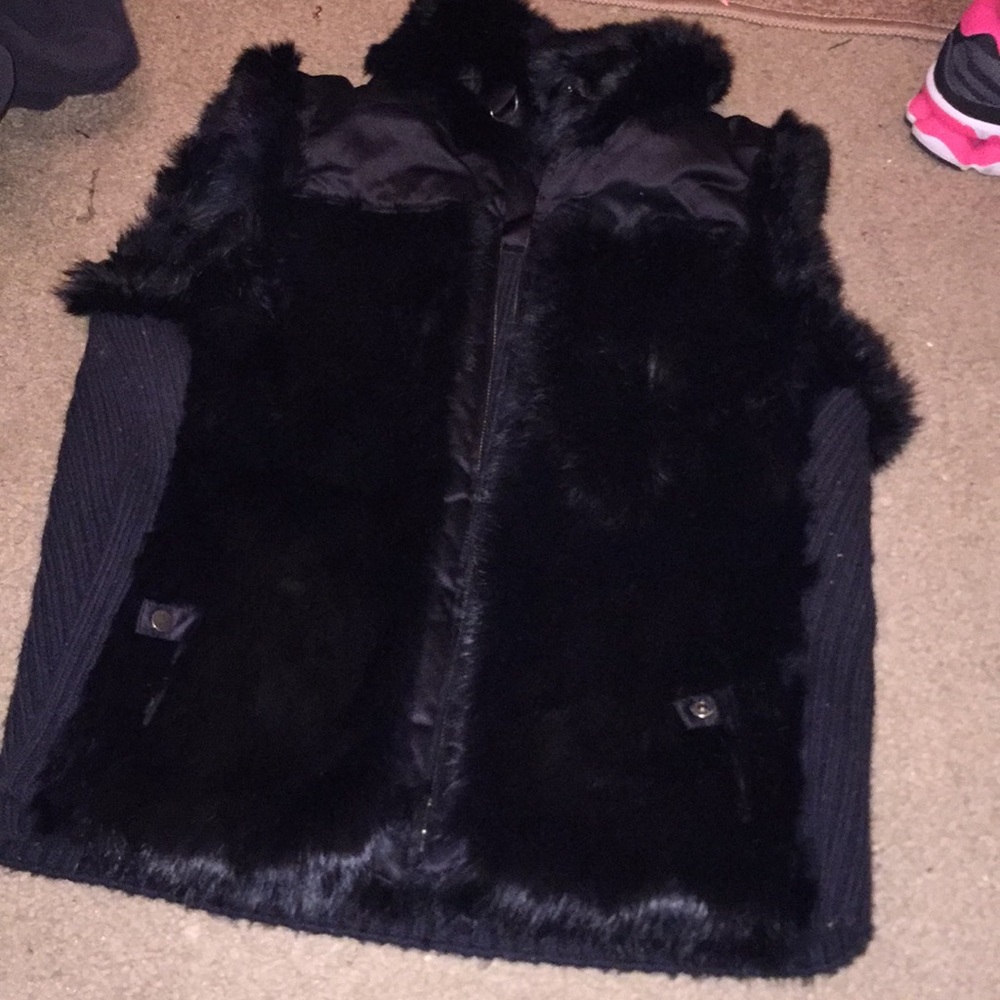 GUESS fur vest ! Reversible !!💎💎